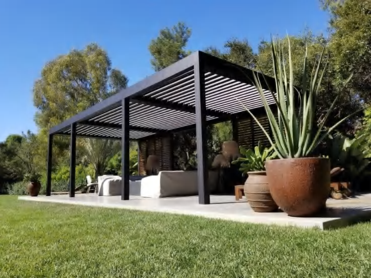 CityPost Automatic Pergola